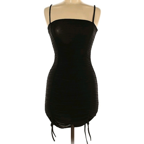 Boohoo Dresses & Skirts - 🆕️ BooHoo🆕️